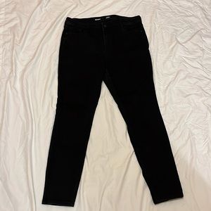 Old Navy High Rise Rockstar Super Skinny Jeans